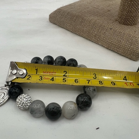 Padre Pio Charm on Jadeite gemstone stretch bracelet - Picture 7 of 9